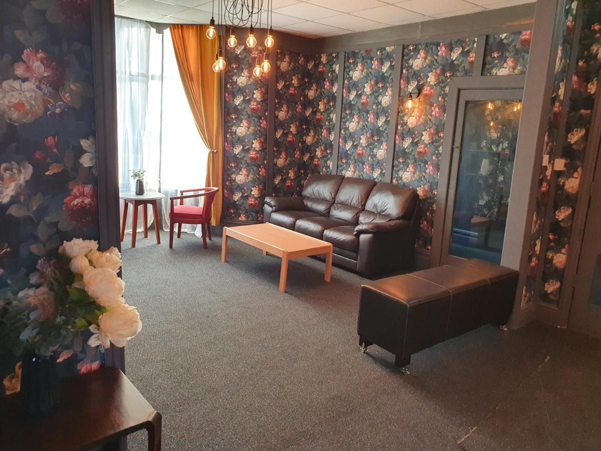 Balkan Hotel Μπλάκπουλ Εξωτερικό φωτογραφία